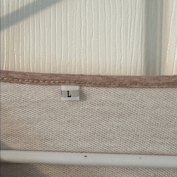 Abstract Print Long Sleeve Tunic Top Size L - Picture 7 of 7